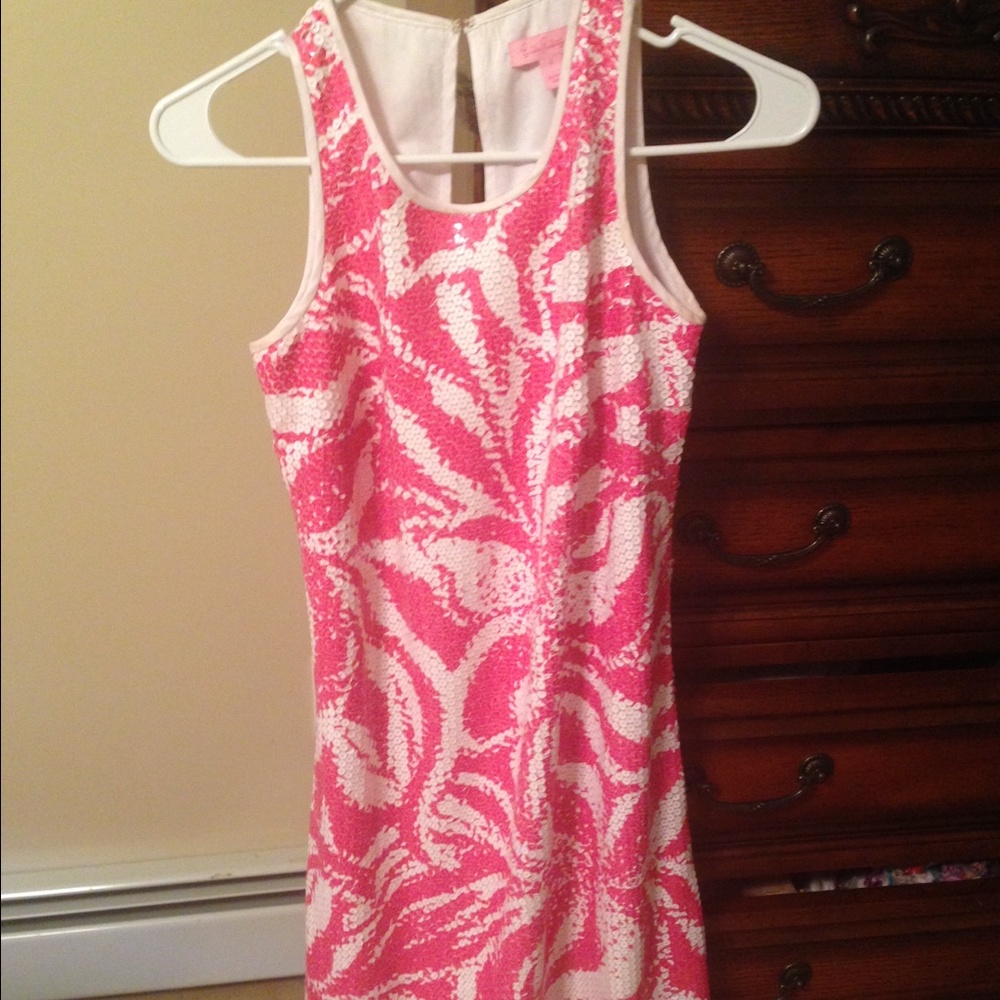 Size 0 Lilly sequin dress